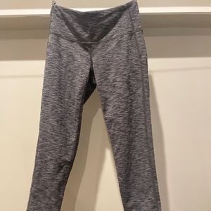 gray athleta capris xs